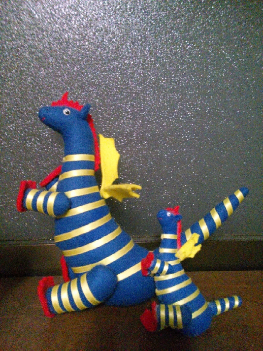 「エルマーぼうけん」の「りゅう」